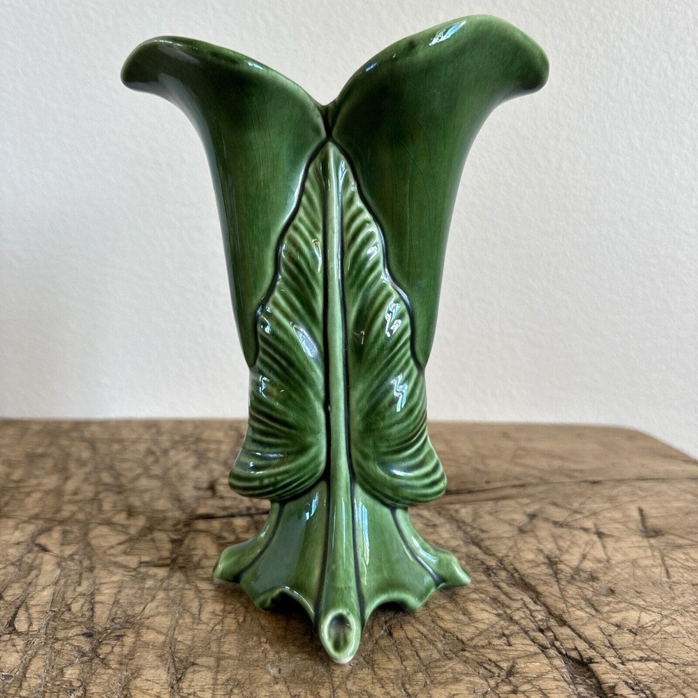 Camark Pottery Vase Calla Lily Leaf Green 8" Shape 597 Original Stickers 1940s